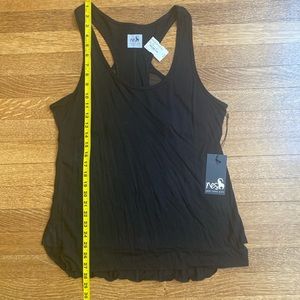 NWT Nesh NYC top, size L